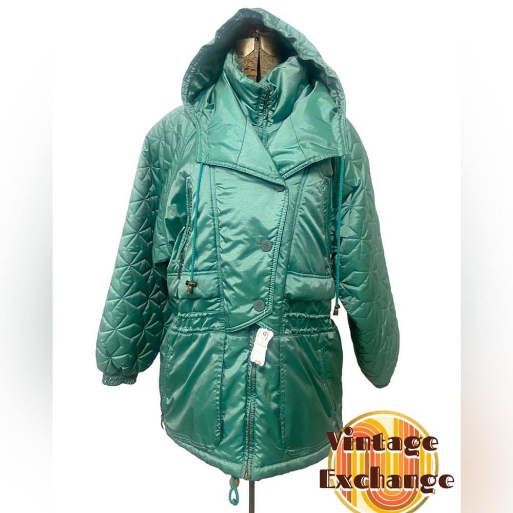 SKIING PASSPORT ski jacket size Large